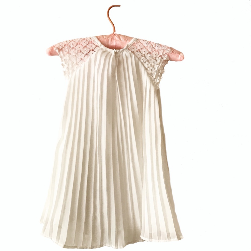 Nanette Girl White Little Girl Dress Size 4T - Picture 2 of 5